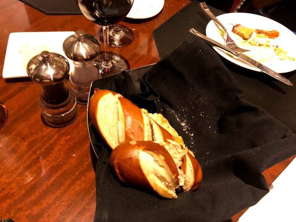 Final Cut Steakhouse | restaurant | 777 Hollywood Blvd, Lawrenceburg, IN 47025, USA | 8882746797 OR +1 888-274-6797