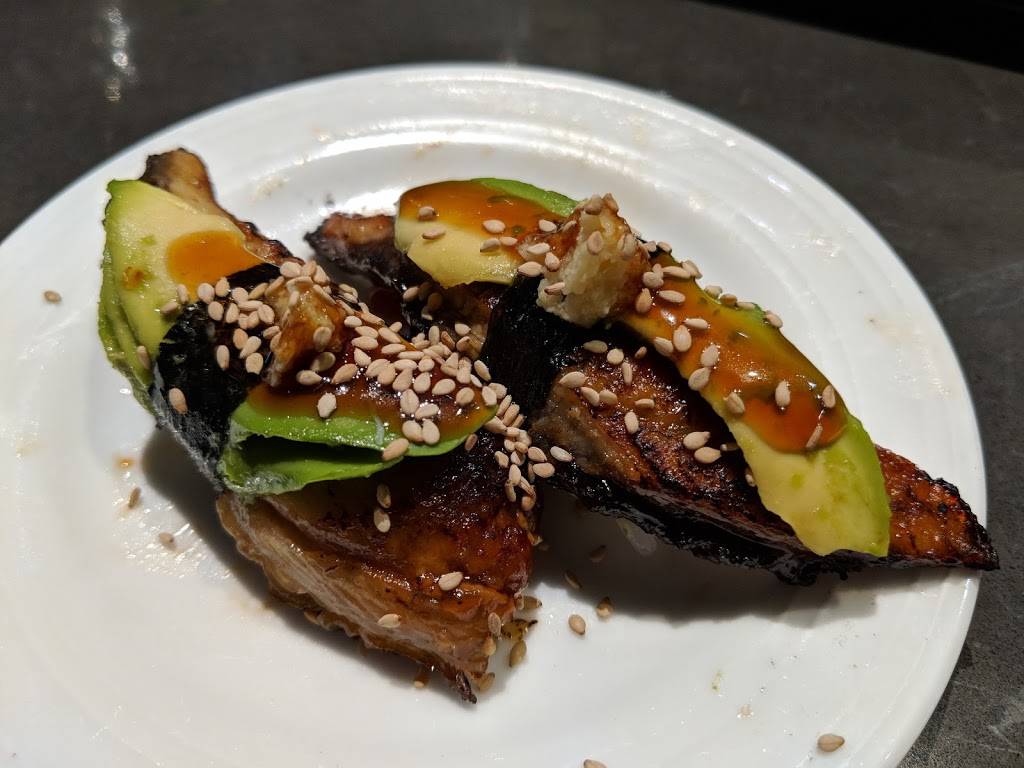 Tomodachi Restaurant | restaurant | 771 Wendy Dr, Newbury Park, CA 91320, USA | 8054998889 OR +1 805-499-8889