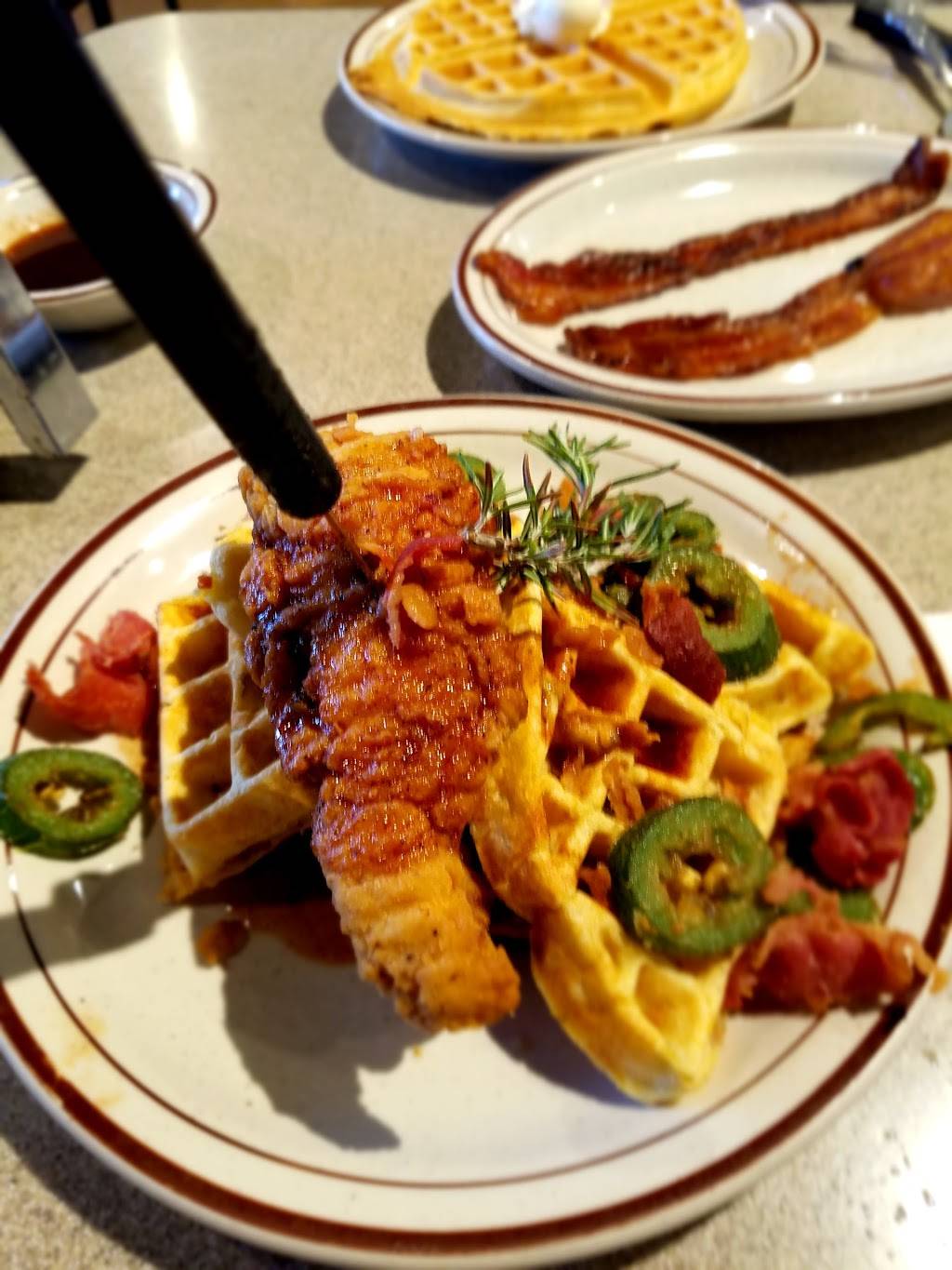 Old River Grill, LLC | restaurant | 9500 Brimhall Rd #301, Bakersfield, CA 93312, USA | 6613682440 OR +1 661-368-2440