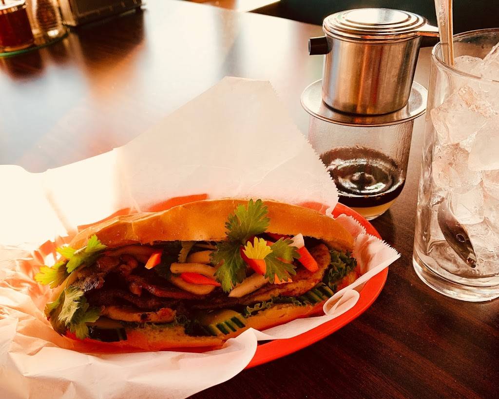 ViVi Pho Arapahoe | restaurant | 11001 E Arapahoe Pl b7, Englewood, CO 80112, USA | 7207267959 OR +1 720-726-7959