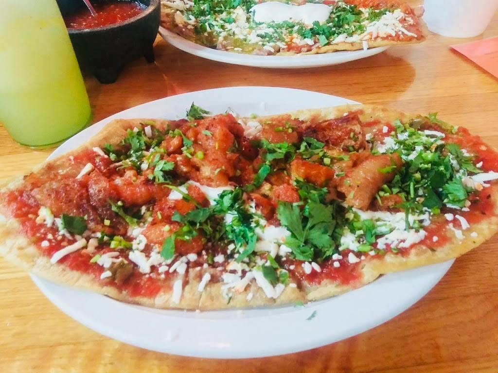 Huaraches Mexican Restaurant | restaurant | 4231 S Archer Ave, Chicago, IL 60632, USA | 8722815020 OR +1 872-281-5020