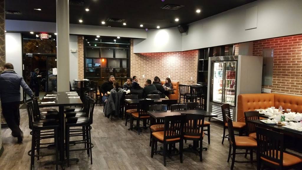 Mikes Burgers | restaurant | 600 Central Ave, Cedarhurst, NY 11516, USA | 5163417150 OR +1 516-341-7150