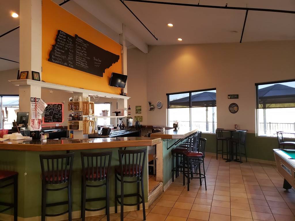 Mountain Top Bar & Grill | restaurant | 2475 Westel Rd, Rockwood, TN 37854, USA | 8653542140135 OR +1 865-354-2140 ext. 135