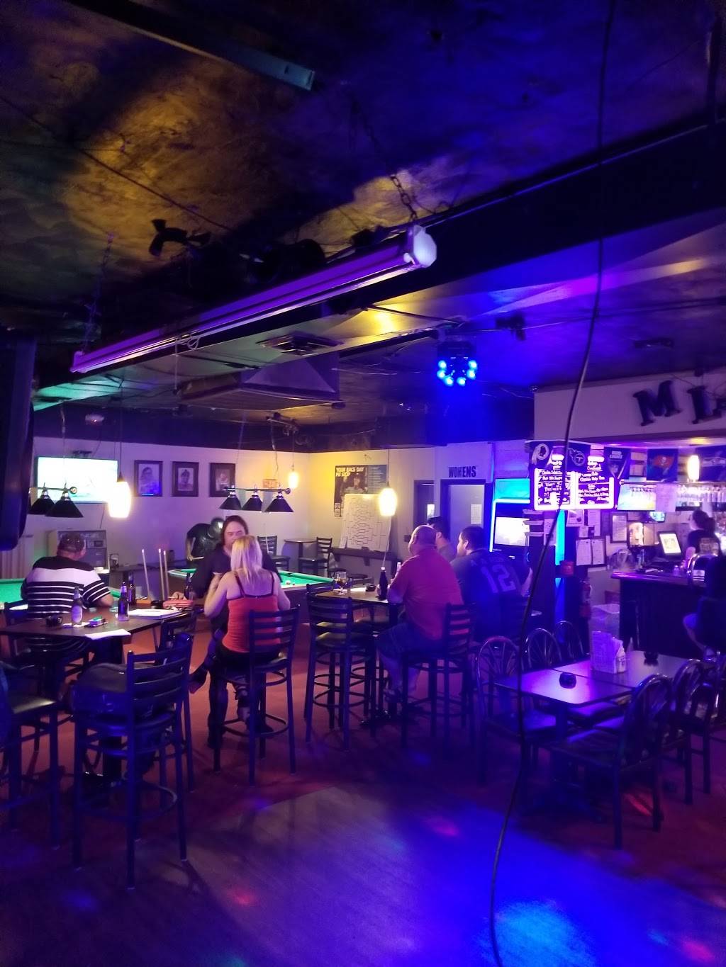 murphys law southern grill | restaurant | 3574 N Military Hwy, Norfolk, VA 23513, USA | 7578553500 OR +1 757-855-3500