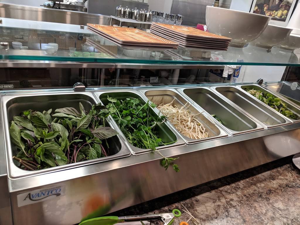 Pho Sai Gon | restaurant | 14861 Metcalf Ave, Overland Park, KS 66223, USA | 9135494620 OR +1 913-549-4620