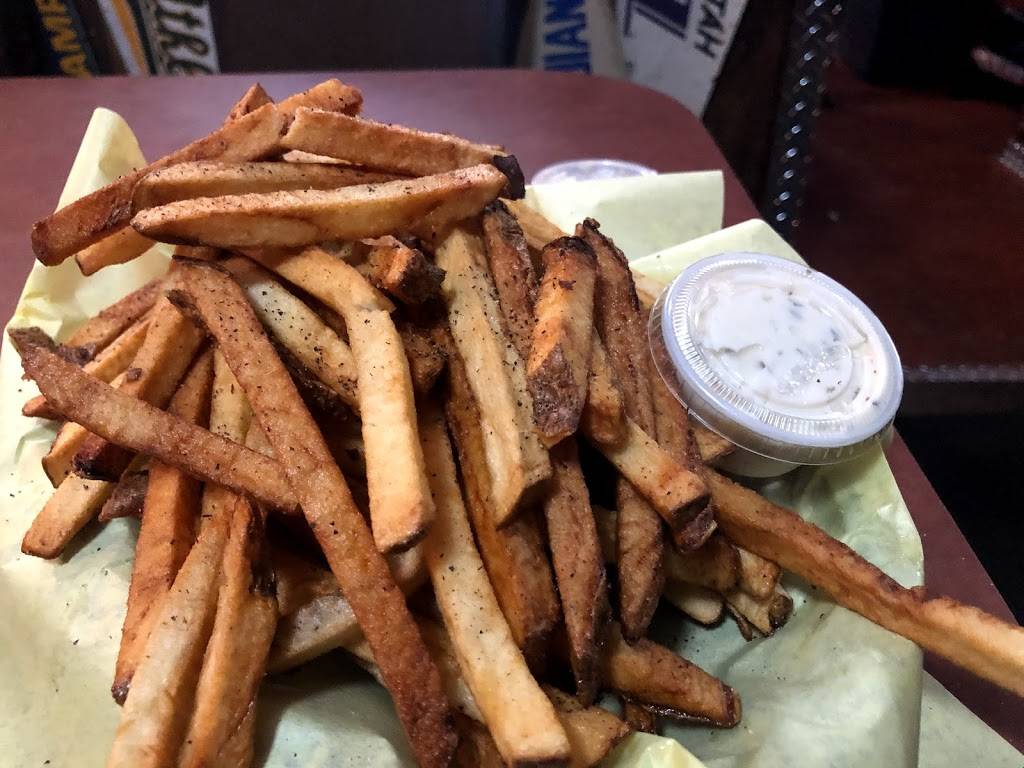 Stanichs | restaurant | 4915 NE Fremont St, Portland, OR 97213, USA | 5032812322 OR +1 503-281-2322