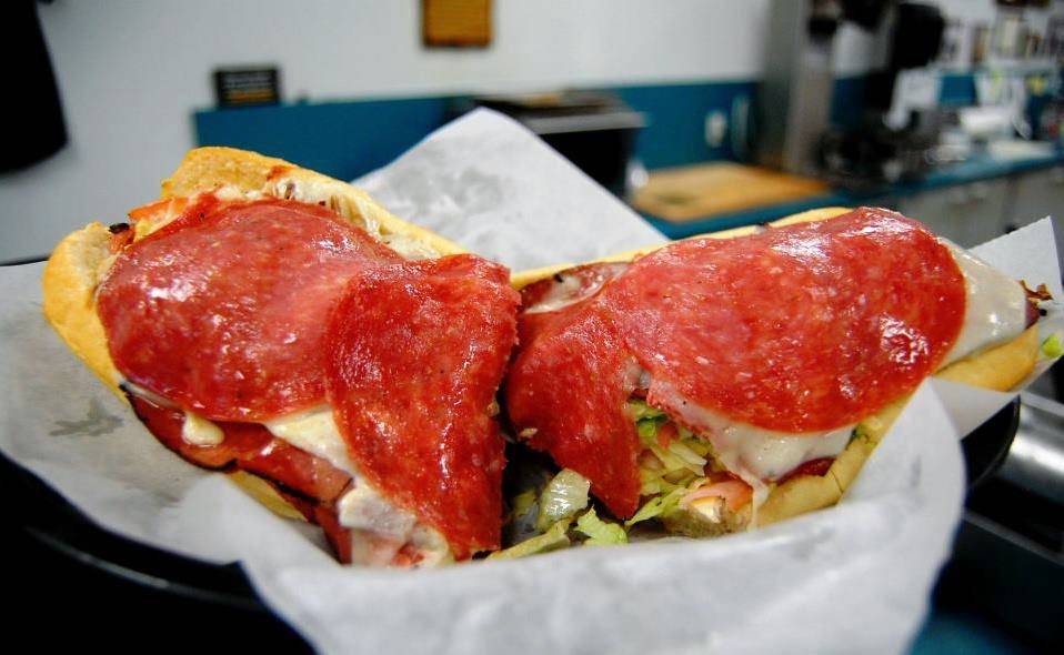 Lawless Subs | restaurant | 445 FL-436 #1033, Altamonte Springs, FL 32714, USA | 4077748827 OR +1 407-774-8827