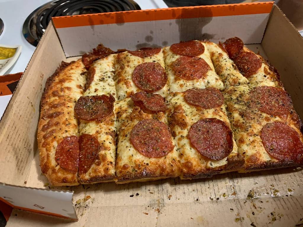 Little Caesars Pizza | meal takeaway | 7793 26 Mile Rd, Washington, MI 48094, USA | 5866773700 OR +1 586-677-3700