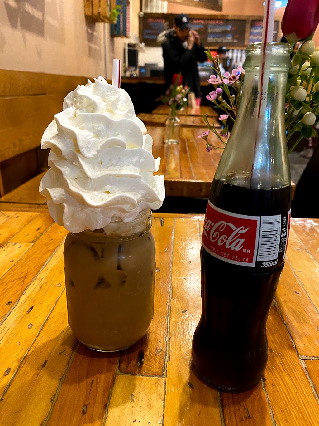 Ninis Deli | cafe | 543 N Noble St, Chicago, IL 60642, USA | 3123662937 OR +1 312-366-2937