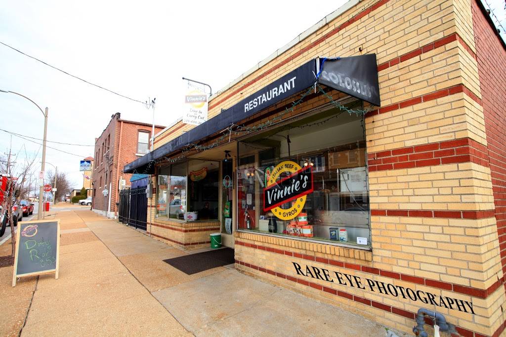 Vinnies Italian Beef & Gyros | restaurant | 3208 Ivanhoe Ave, St. Louis, MO 63139, USA | 3146447007 OR +1 314-644-7007