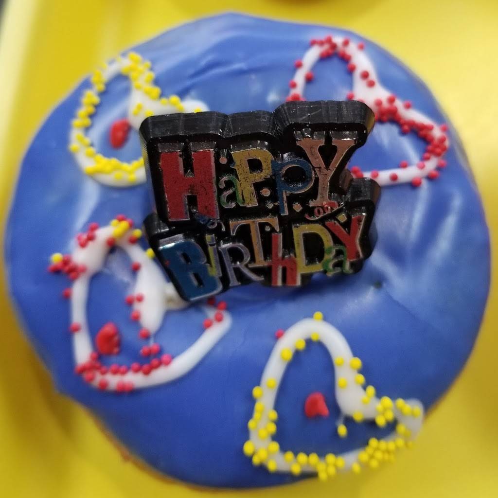 The Family Donuts | bakery | 3245 Forest Ln, Garland, TX 75042, USA | 9722724639 OR +1 972-272-4639