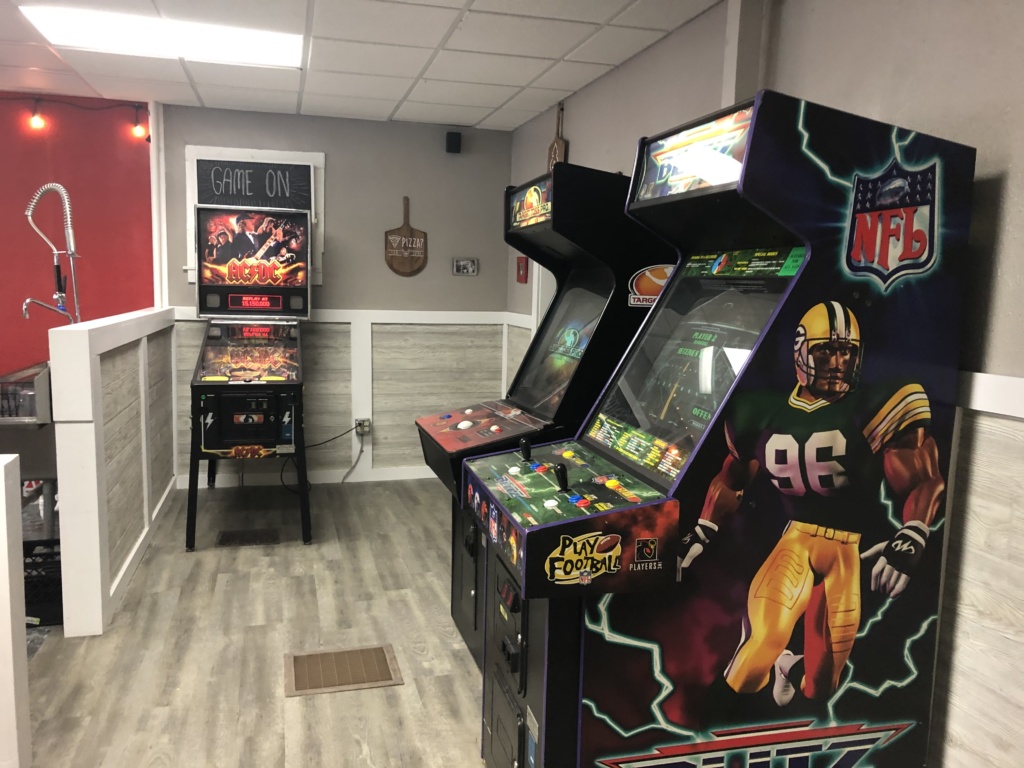 Sunnys Pizzeria | restaurant | 1801 S Walts Ave, Sioux Falls, SD 57105, USA | 6052714770 OR +1 605-271-4770