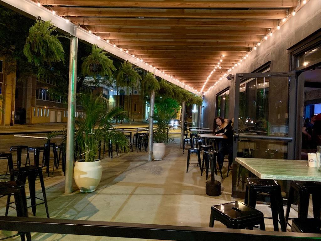 Holiday Spirits | restaurant | 1536 Race St, Cincinnati, OH 45202, USA | 5138189020 OR +1 513-818-9020