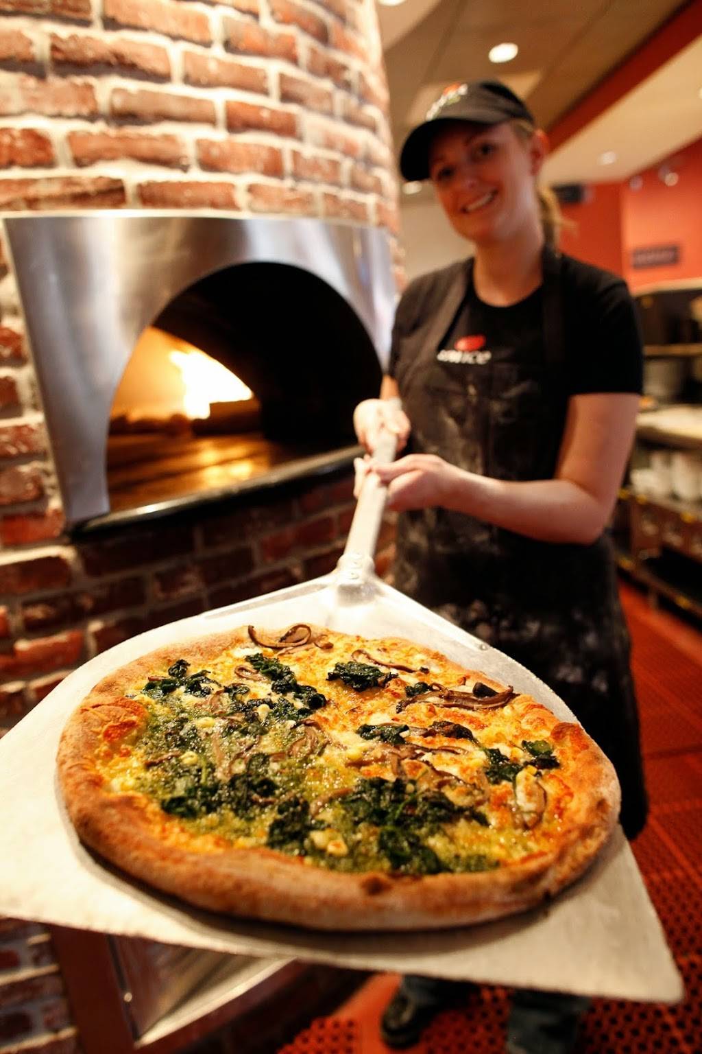 Sauce Pizza & Wine | restaurant | 5285 E Broadway Blvd, Tucson, AZ 85711, USA | 5205141122 OR +1 520-514-1122