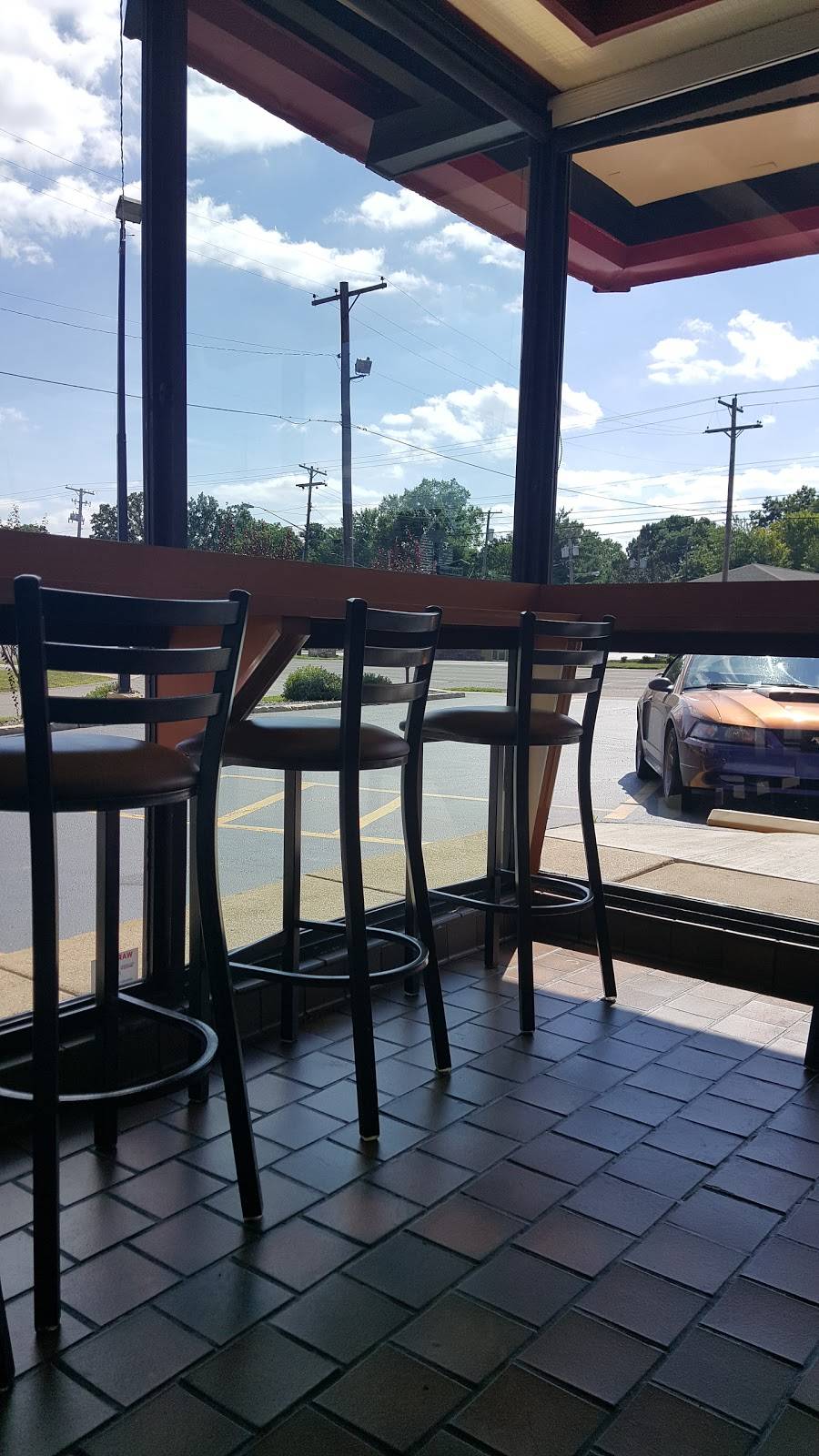 Uptown Pizza | restaurant | 6041 Market St, Youngstown, OH 44512, USA | 3307885666 OR +1 330-788-5666