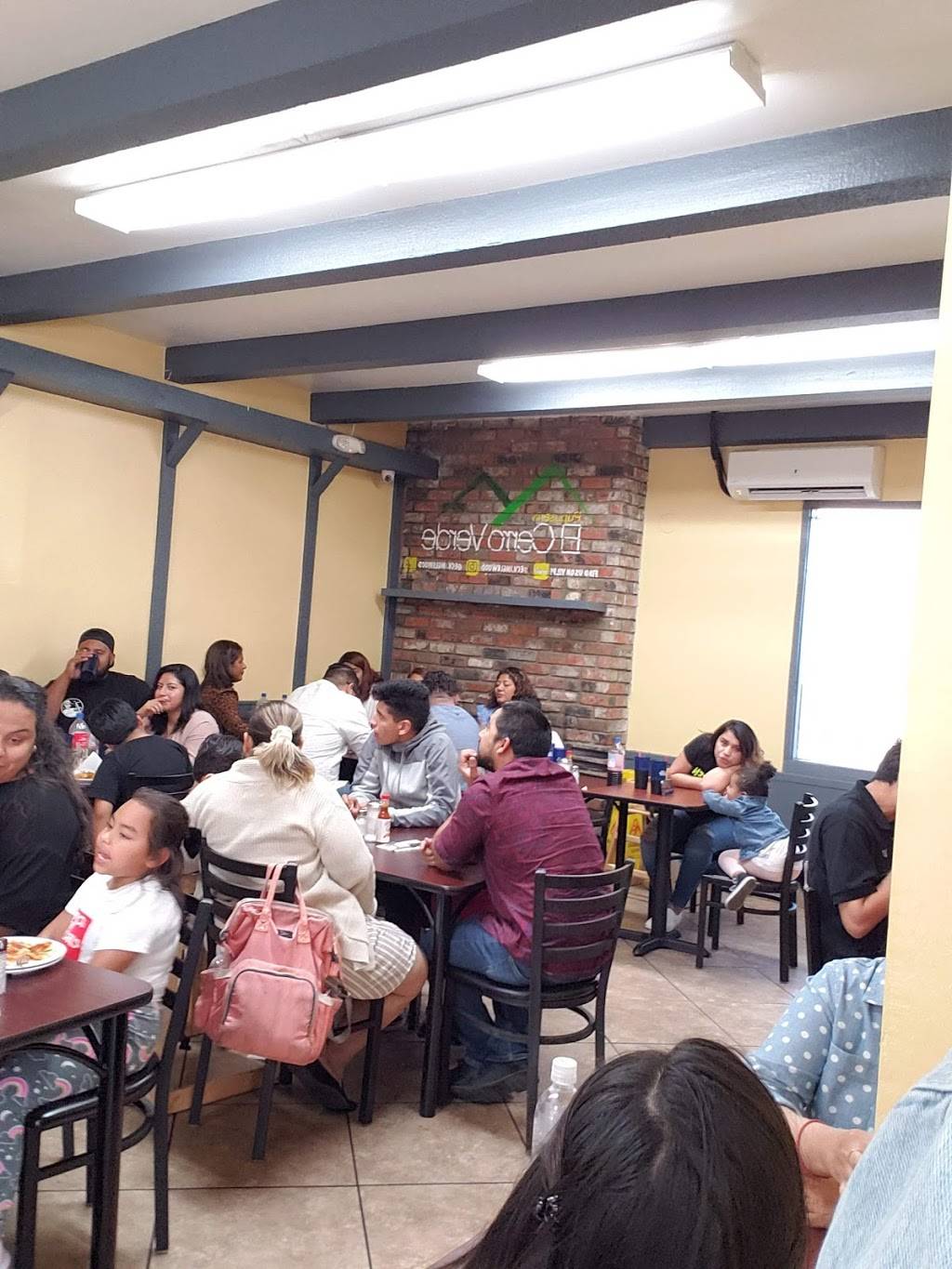 JJs Kitchen | restaurant | 4422 W Imperial Hwy, Inglewood, CA 90304, USA | 3104121000 OR +1 310-412-1000