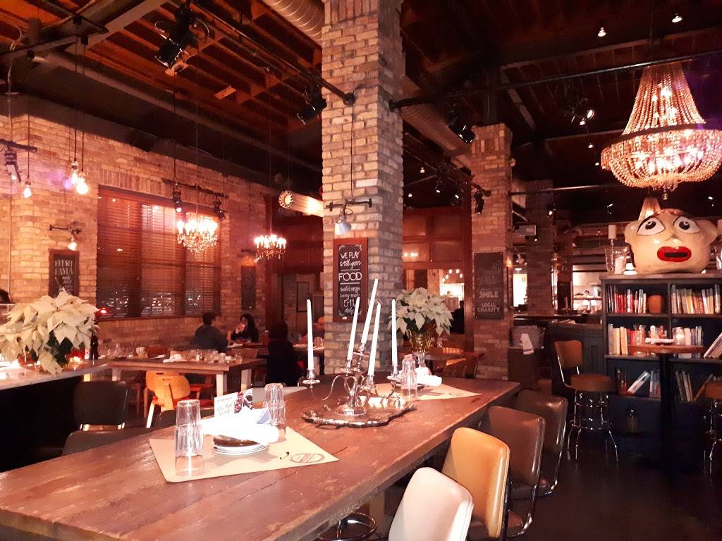 Scaddabush Italian Kitchen & Bar | restaurant | 209 Rathburn Rd W, Mississauga, ON L5B 4C1, Canada | 9052811721 OR +1 905-281-1721