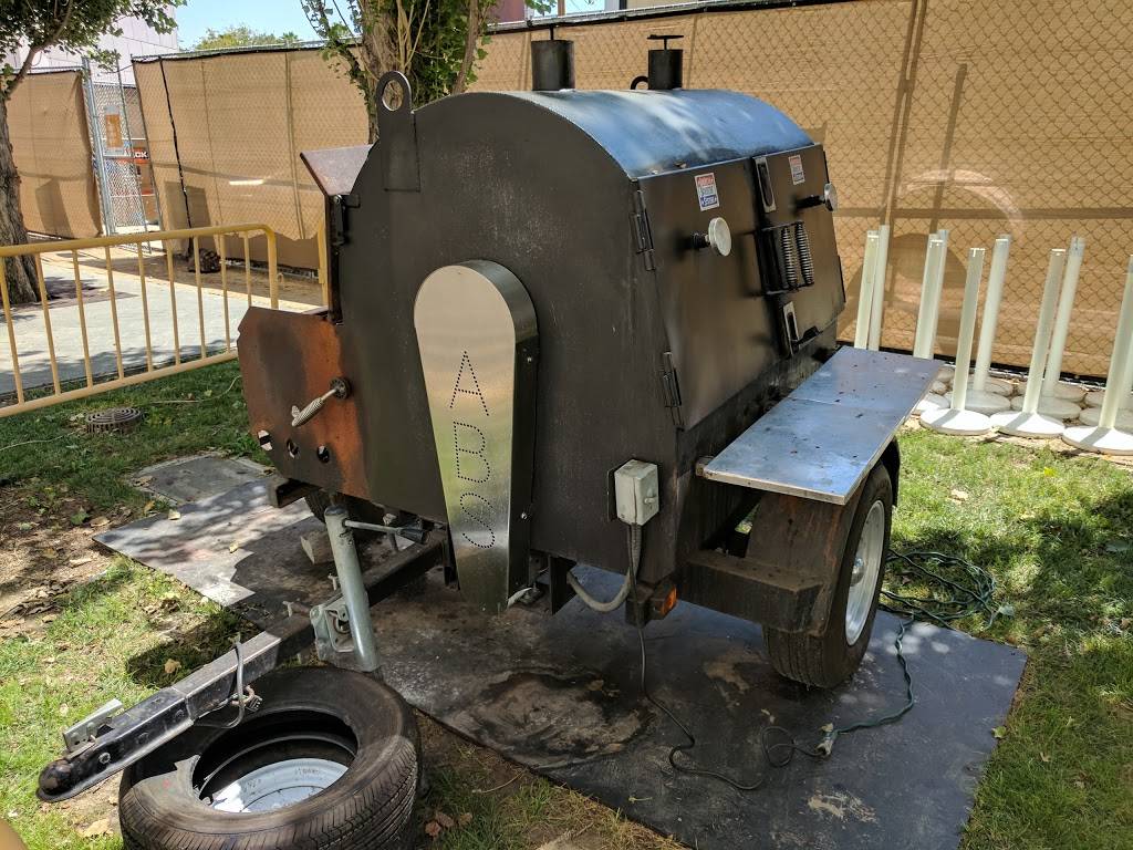 Leatherbys Cafe Rouge | restaurant | 615 Town Center Dr, Costa Mesa, CA 92626, USA | 7144297640 OR +1 714-429-7640