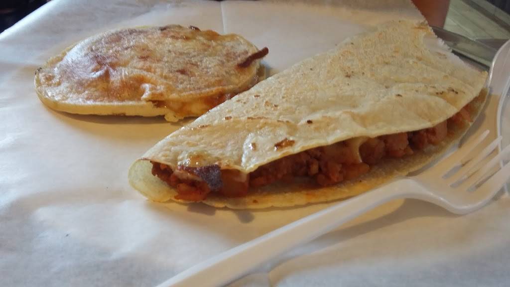 Gordillas | restaurant | 3759 W 26th St, Chicago, IL 60623, USA | 7738231499 OR +1 773-823-1499