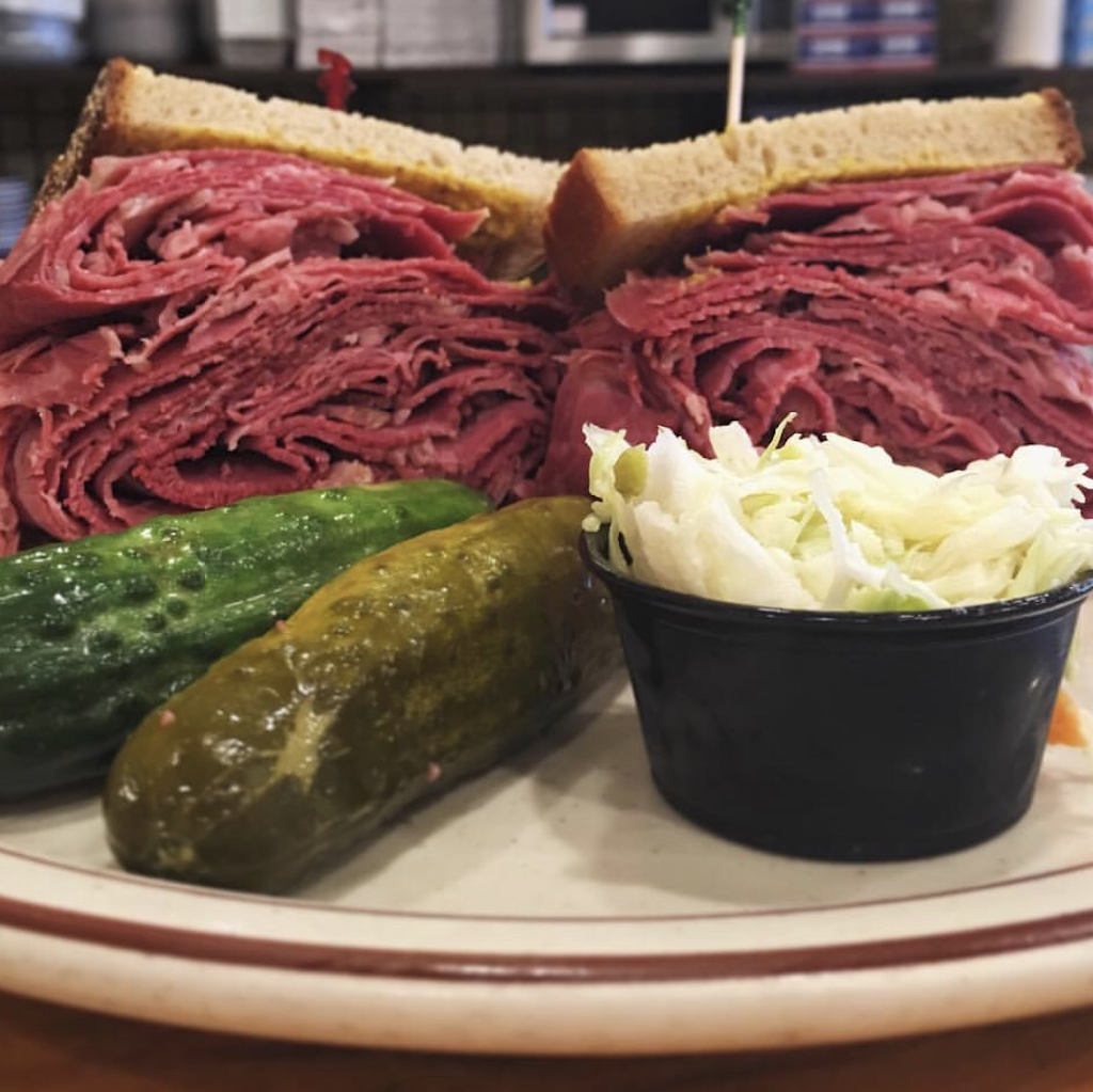 Fred & Murrys Kosher Deli | restaurant | 4345 U.S. 9, Freehold, NJ 07728, USA | 7324623343 OR +1 732-462-3343