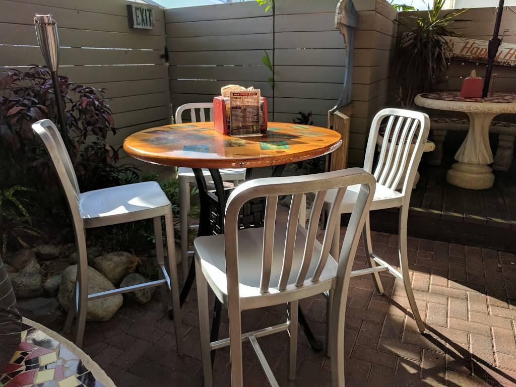 Yellow Dog Eats | restaurant | 147 Canal St, New Smyrna Beach, FL 32168, USA | 3864104824 OR +1 386-410-4824