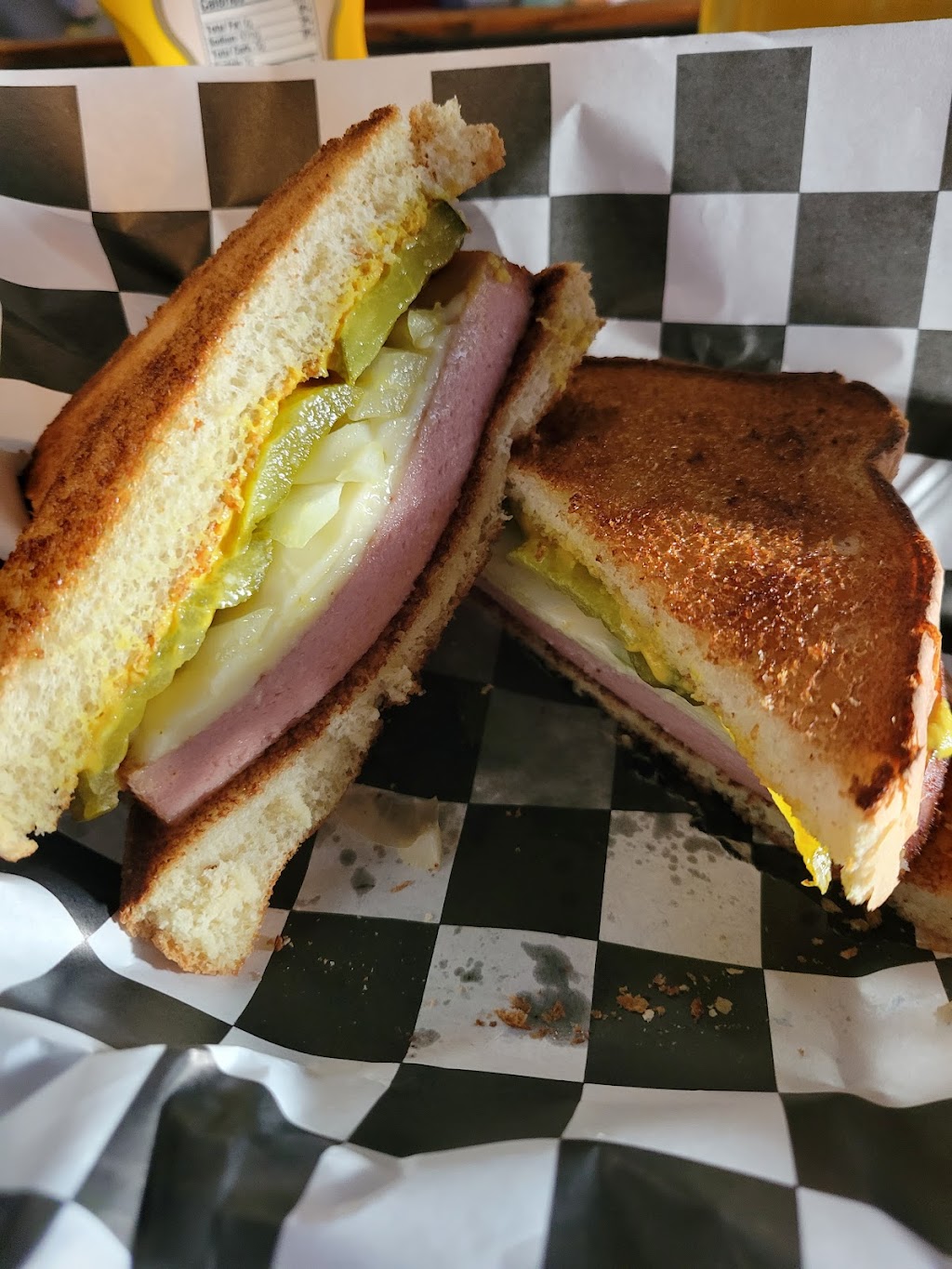 The Beamery | restaurant | 879 E Michigan Ave, Battle Creek, MI 49014, USA | 2698836527 OR +1 269-883-6527