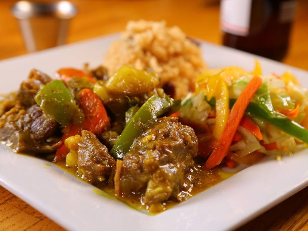Reggaes Jamaican Restaurant and Bar | restaurant | 809 S Broad St, Brooksville, FL 34601, USA | 3523454642 OR +1 352-345-4642