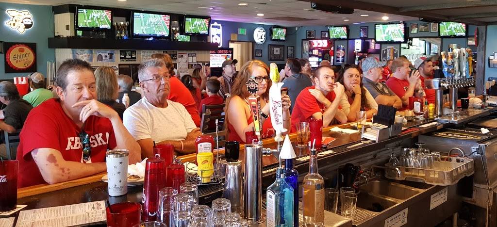 Noonans Sports Bar & Grill | restaurant | 13521 E Iliff Ave, Aurora, CO 80014, USA | 7202460309 OR +1 720-246-0309