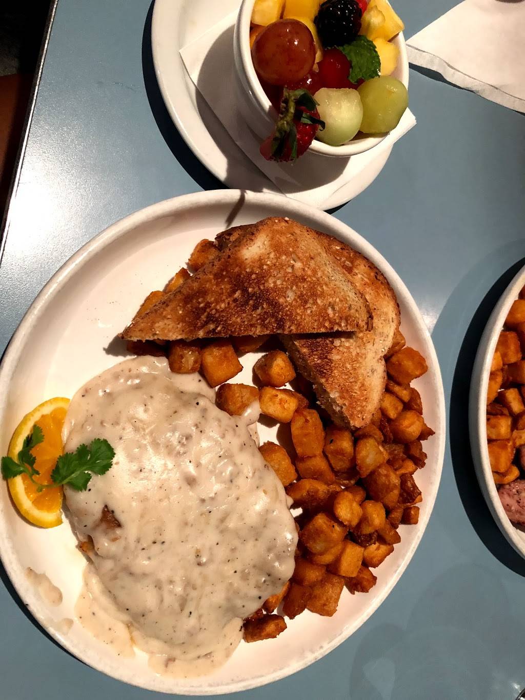 Barnabys Cafe | restaurant | 604 Fairview St, Houston, TX 77006, USA | 7135220106 OR +1 713-522-0106