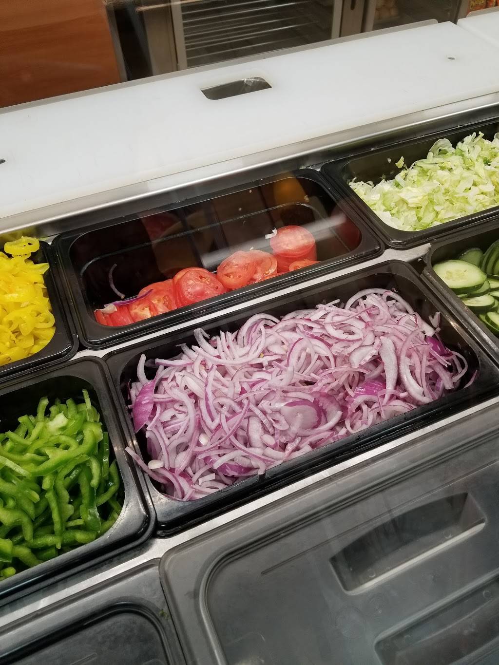 Subway Restaurants | restaurant | 6920 S Ashland Ave Unit D, Chicago, IL 60636, USA | 7737763540 OR +1 773-776-3540