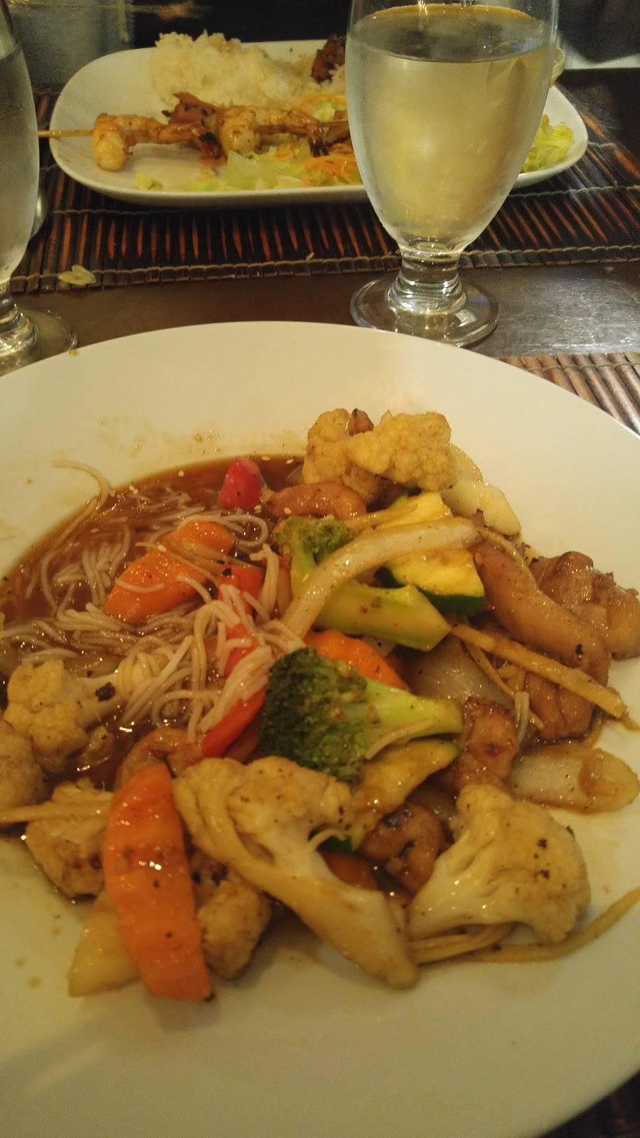 Restaurant Chez Lien | restaurant | 380 QC-132 #200, Saint-Constant, QC J5A 2L5, Canada | 4509931645 OR +1 450-993-1645