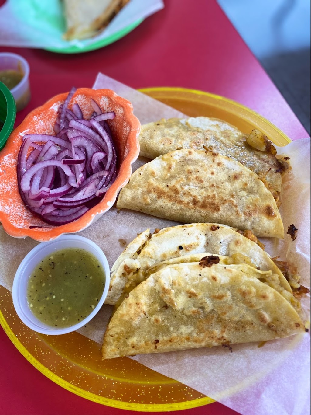 Gorditas Betancourt | restaurant | 4130 S Sandhill Rd Suite A-3, Las Vegas, NV 89121, USA | 7023830563 OR +1 702-383-0563
