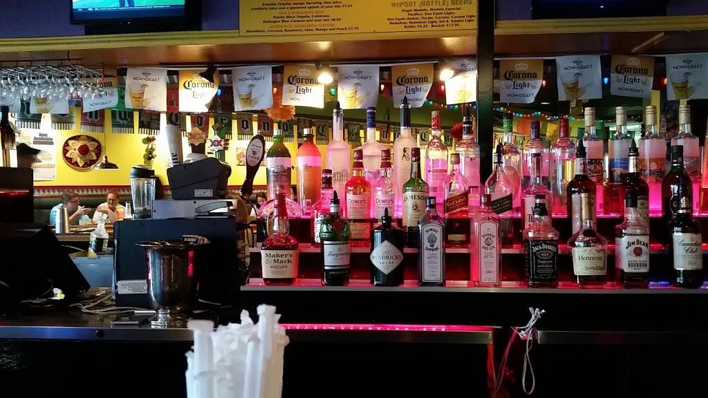 Que Pasa Mexican Cantina | restaurant | 10466 Roosevelt Blvd N, St. Petersburg, FL 33716, USA | 7275785380 OR +1 727-578-5380