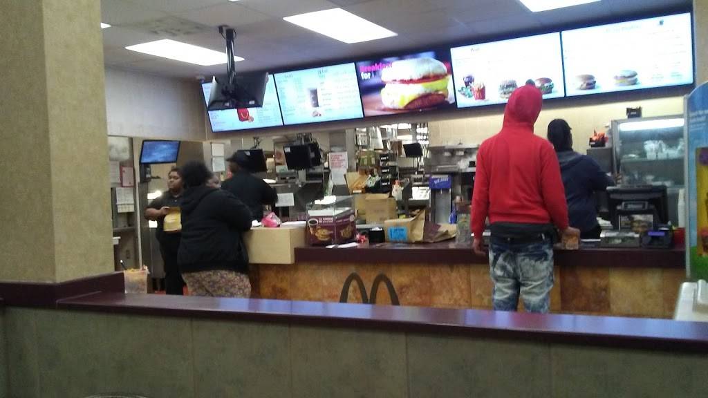 McDonalds | cafe | 1126 E McMillan St, Cincinnati, OH 45206, USA | 5137513751 OR +1 513-751-3751