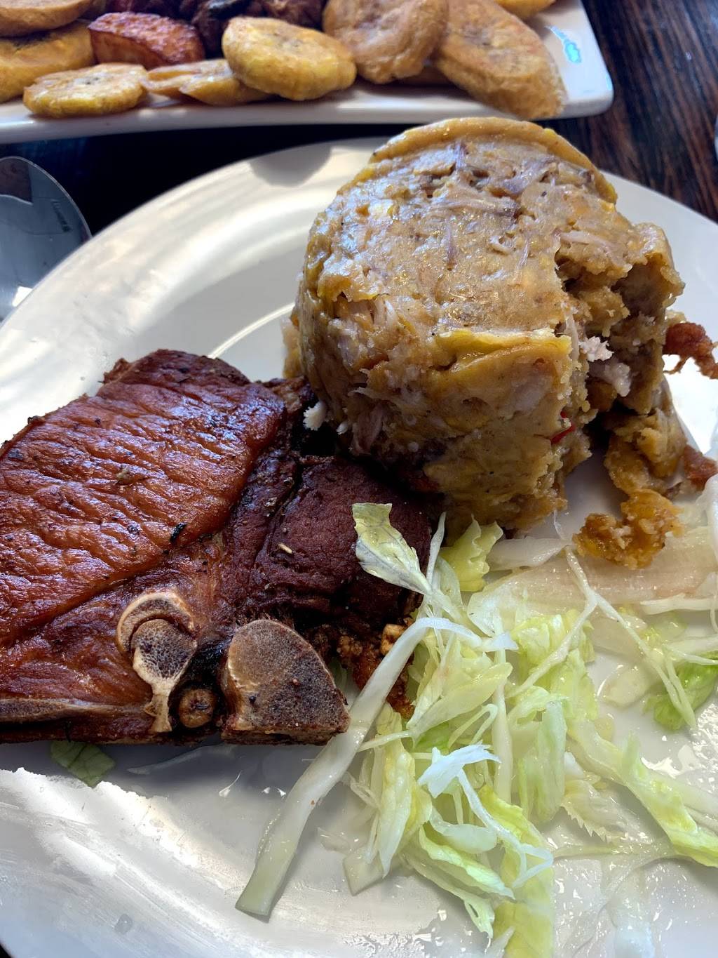 Carbon y Leña | restaurant | 6033 Baltimore Ave, Riverdale, MD 20737, USA | 2407647010 OR +1 240-764-7010