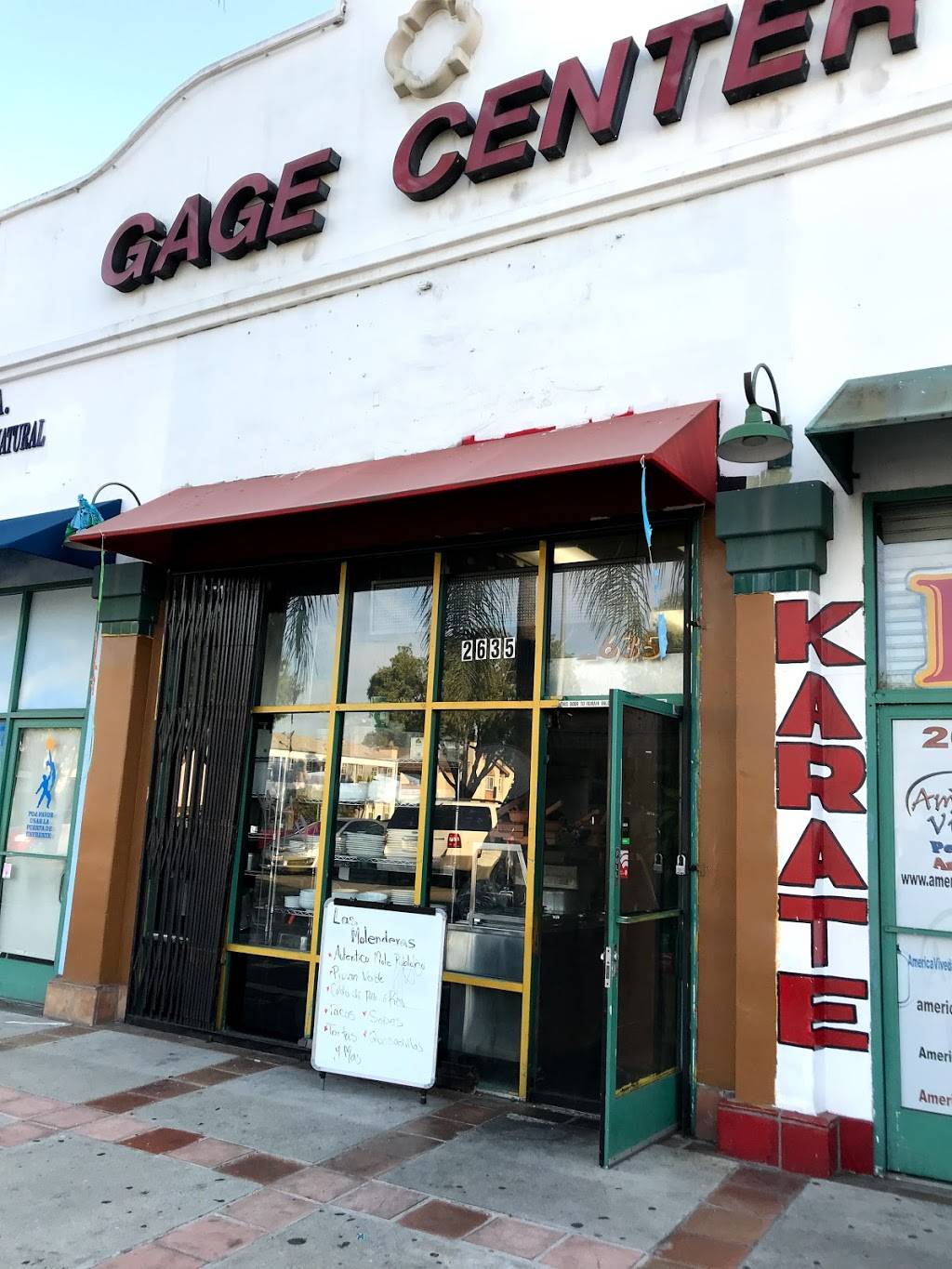 Las Molenderas Restaurant | restaurant | 2635 Gage Ave, Huntington Park, CA 90255, USA | 3235831933 OR +1 323-583-1933