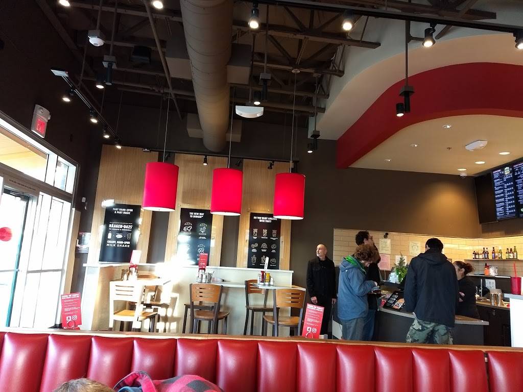 Smashburger | restaurant | 1111 40th St, Emeryville, CA 94608, USA | 5106551177 OR +1 510-655-1177