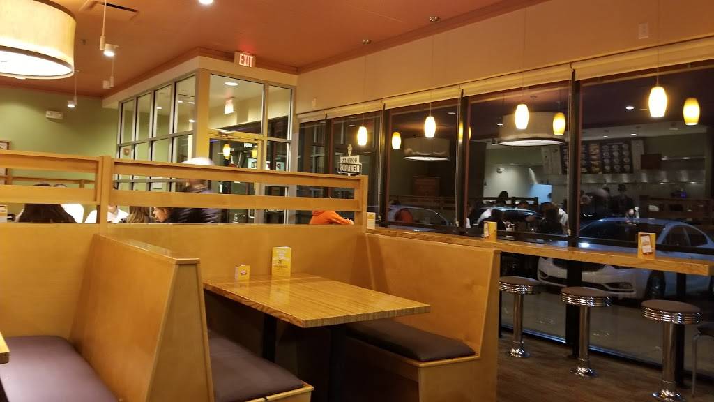 Noodles and Company | restaurant | 8654 E 96th St Unit A, Fishers, IN 46038, USA | 3175789800 OR +1 317-578-9800