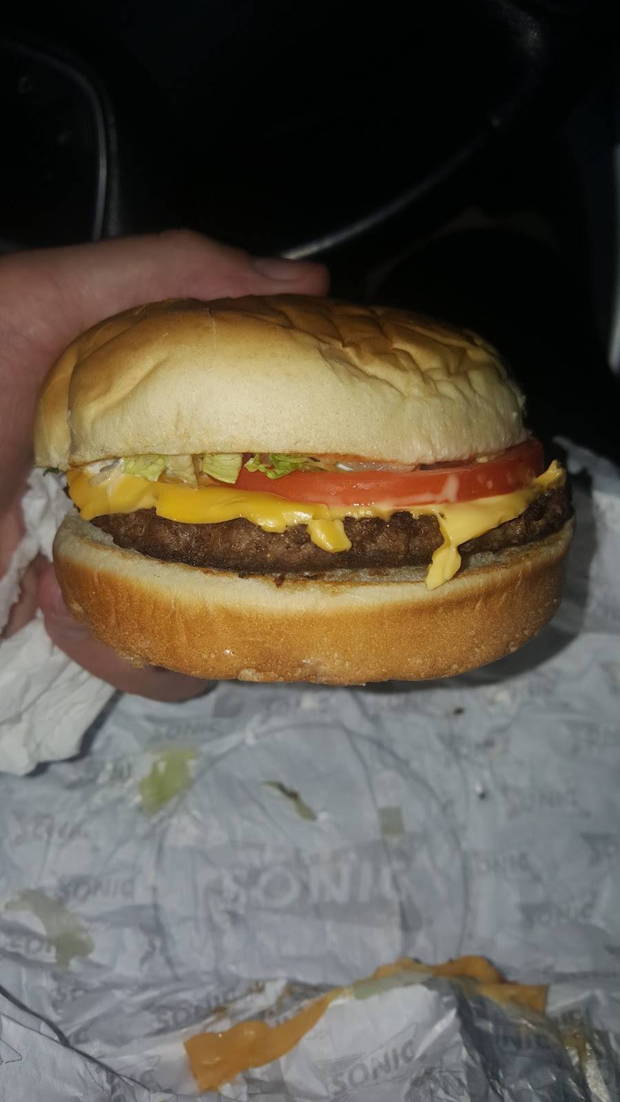 Sonic Drive-In | restaurant | 3531 S Fairview St, Santa Ana, CA 92704, USA | 7147544418 OR +1 714-754-4418