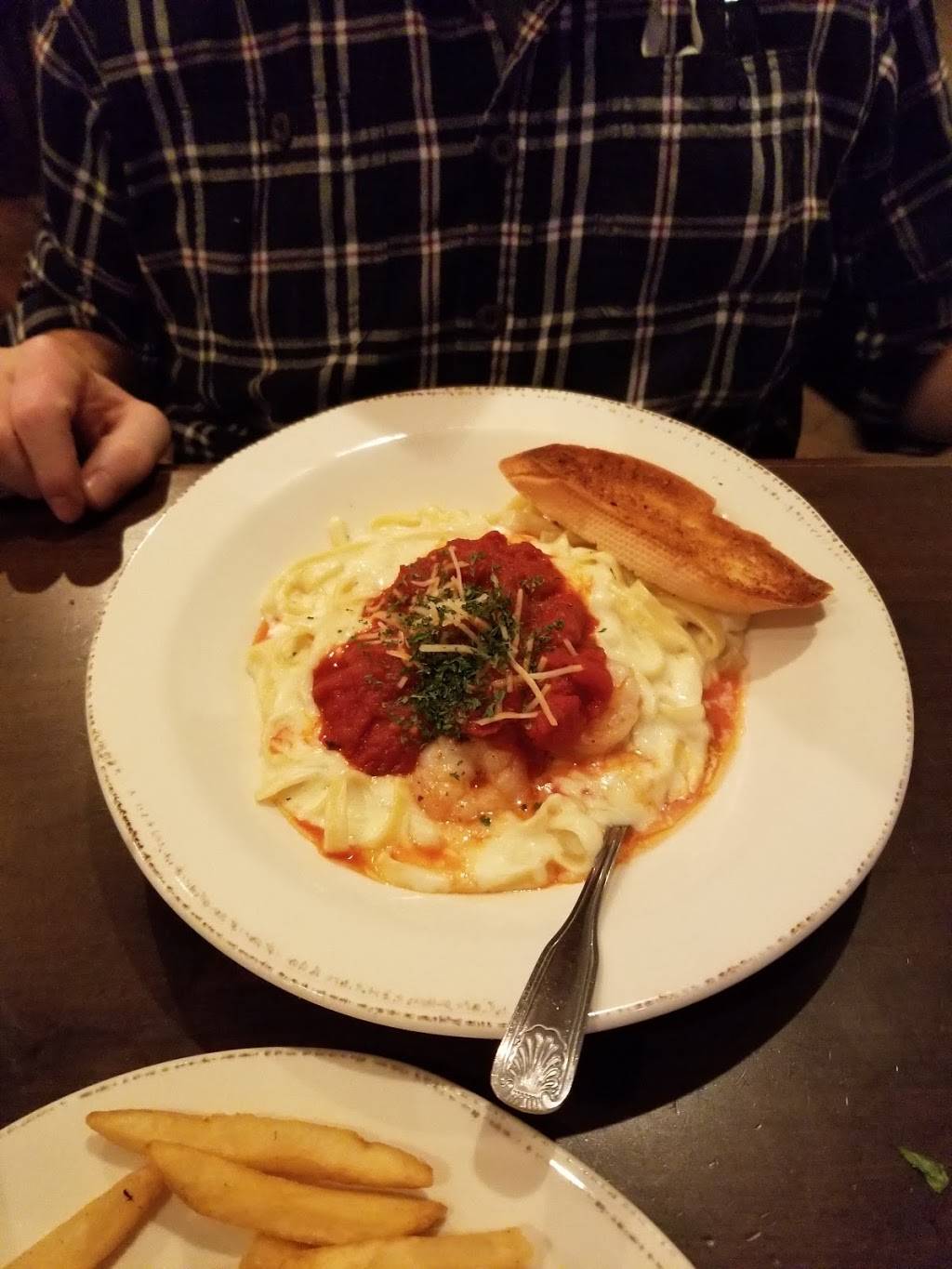 Hemingways | restaurant | 1935 S Campbell Ave, Springfield, MO 65807, USA | 4178915100 OR +1 417-891-5100