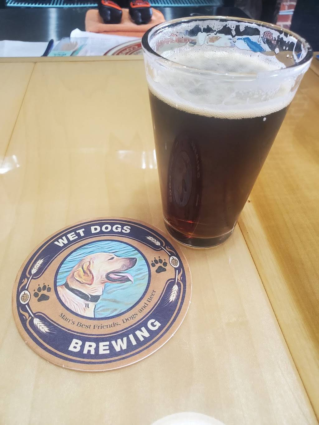 Wet Dogs Brewing | cafe | 231 N Main Ave, Lake Placid, FL 33852, USA | 8634102010 OR +1 863-410-2010