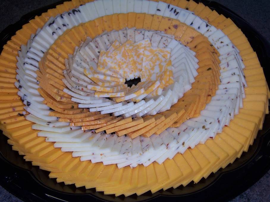 J Ks Lounge & Restaurant | restaurant | 128 E Main St, Weyauwega, WI 54983, USA | 9208673360 OR +1 920-867-3360