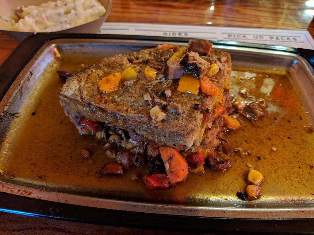 Hunters Barbeque | restaurant | 204 E State St, Etna Green, IN 46524, USA | 5748586059 OR +1 574-858-6059