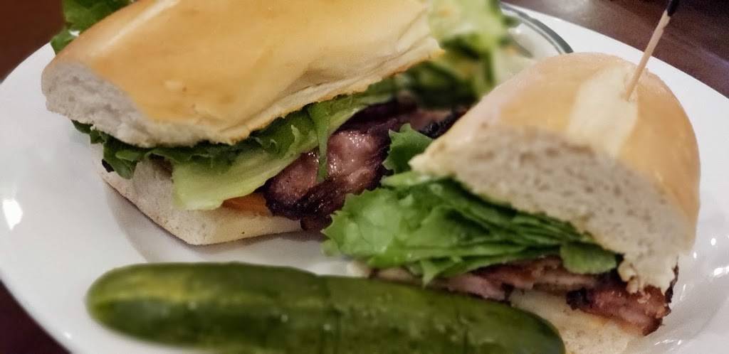 Manor Oktoberfest | restaurant | 7311 Yellowstone Blvd, Forest Hills, NY 11375, USA | 7185442400 OR +1 718-544-2400