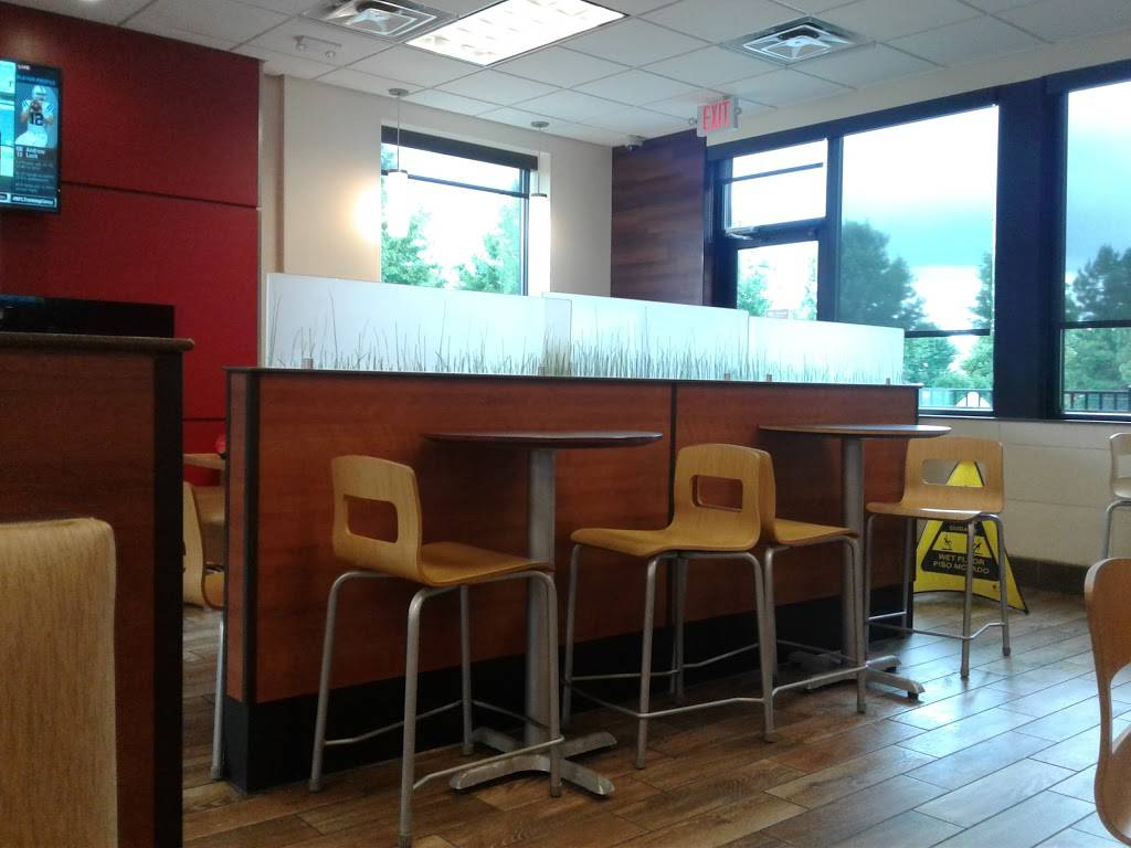 Wendys | restaurant | 12430 Capital Blvd, Wake Forest, NC 27587, USA | 9195622349 OR +1 919-562-2349