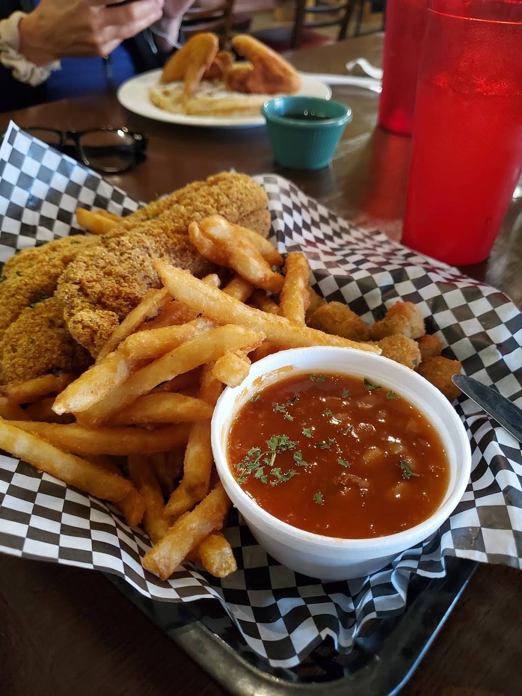 Momma Cs Soul Food Kitchen | restaurant | 821 W Broadway St, Muskogee, OK 74401, USA | 9185372145 OR +1 918-537-2145