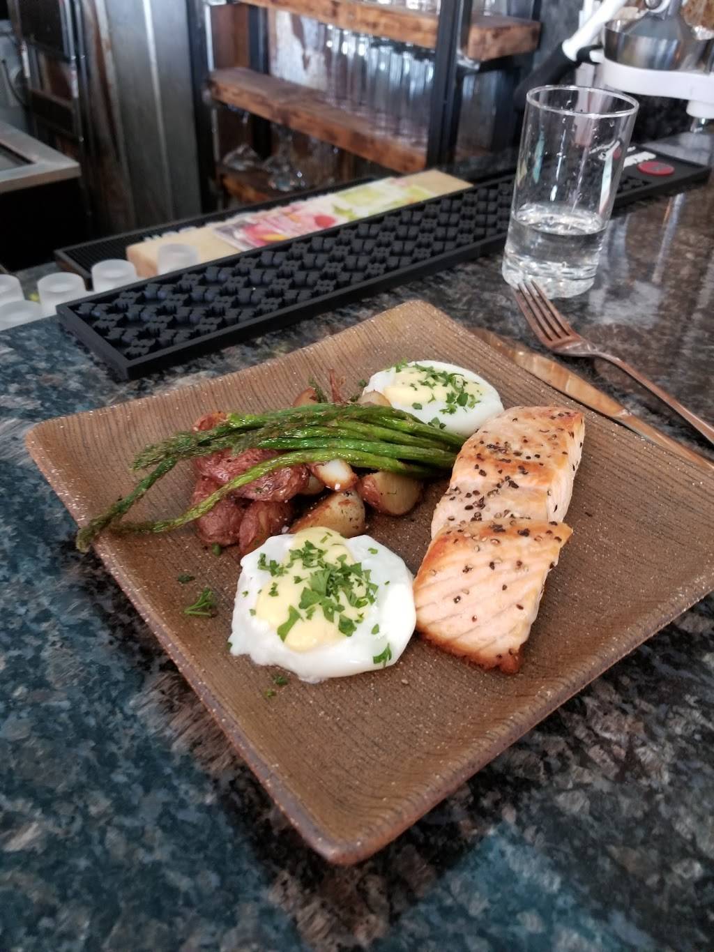 Pik Nik | restaurant | 2301 W Main St, Richmond, VA 23220, USA | 8043582514 OR +1 804-358-2514