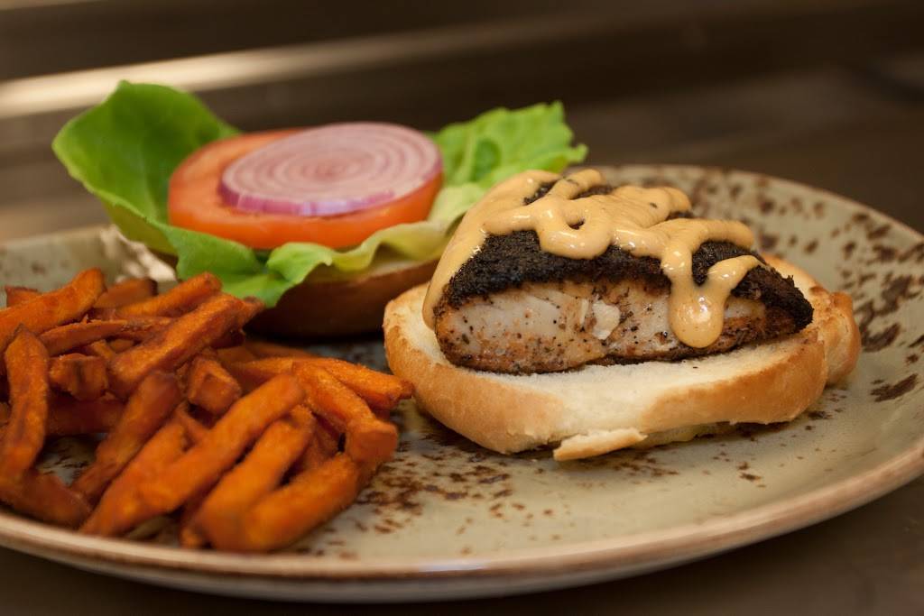 QTavern | restaurant | 201 S McDowell St, Charlotte, NC 28204, USA | 7043727550 OR +1 704-372-7550