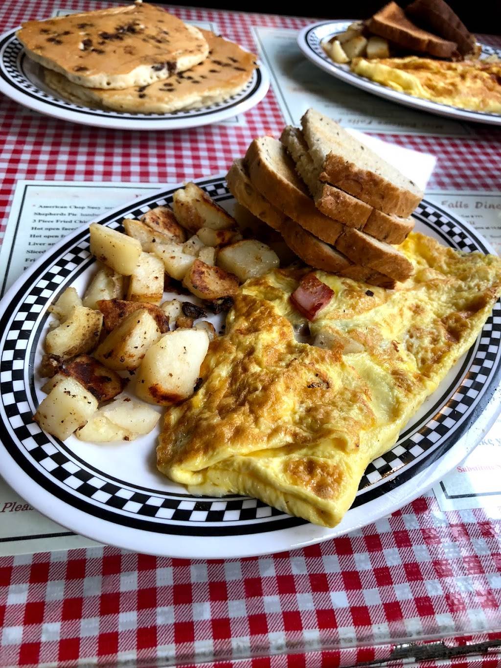 Miss Bellows Falls | restaurant | 90 Rockingham St, Bellows Falls, VT 05101, USA | 8024633700 OR +1 802-463-3700