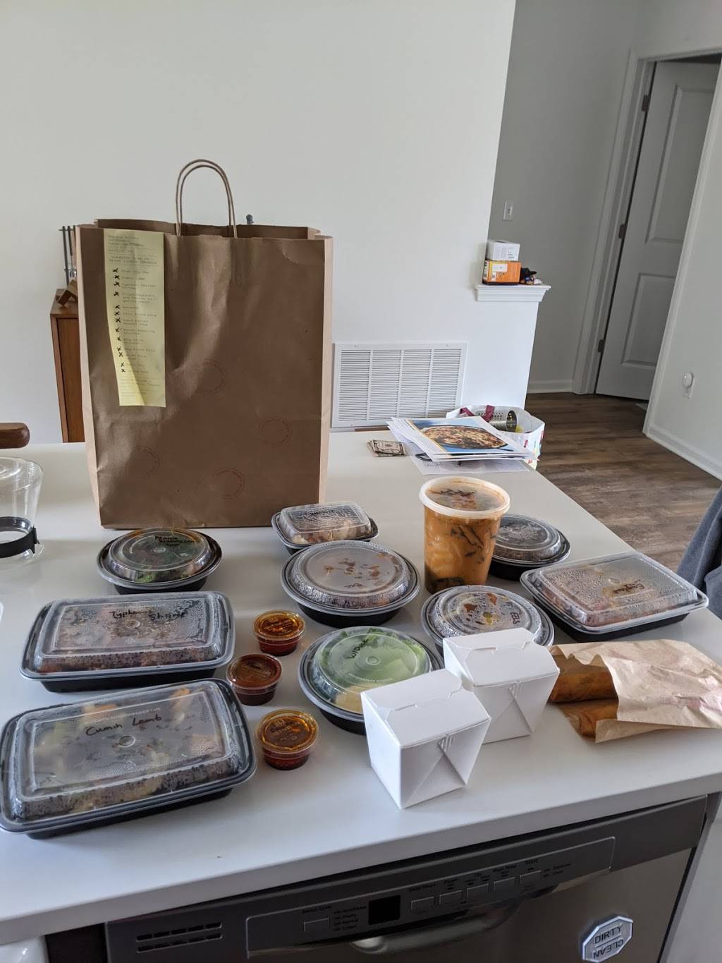 Bunny Bunny | restaurant | 1454 Gratiot Ave, Detroit, MI 48207, USA | 3139746122 OR +1 313-974-6122